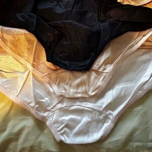 3 BRIEFS, 100% NYLON WHITE/BLACK/NUDE, SIZE 3X, SEARS, IN ORIGINAL BAG, TAGS ON,